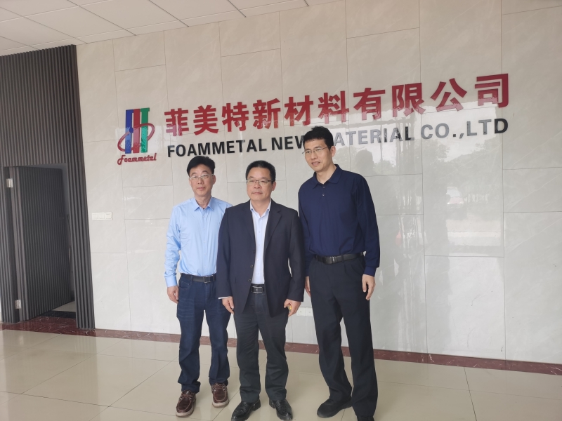 ��ѧ������ں� �����²��ϼ���ͻ��